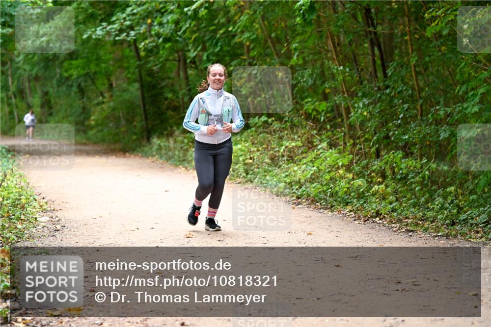 11.10.2026 - Bramfelder Halbmarathon 2026 Dr. Thomas Lammeyer http://msf.ph/oto/10818321 11.10.2026 10:01:59 Laufen  meine-sportfotos.de
