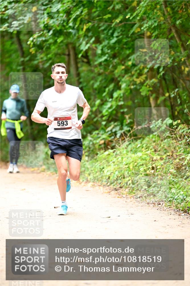11.10.2026 - Bramfelder Halbmarathon 2026 Dr. Thomas Lammeyer http://msf.ph/oto/10818519 11.10.2026 10:05:41 Laufen 593 meine-sportfotos.de