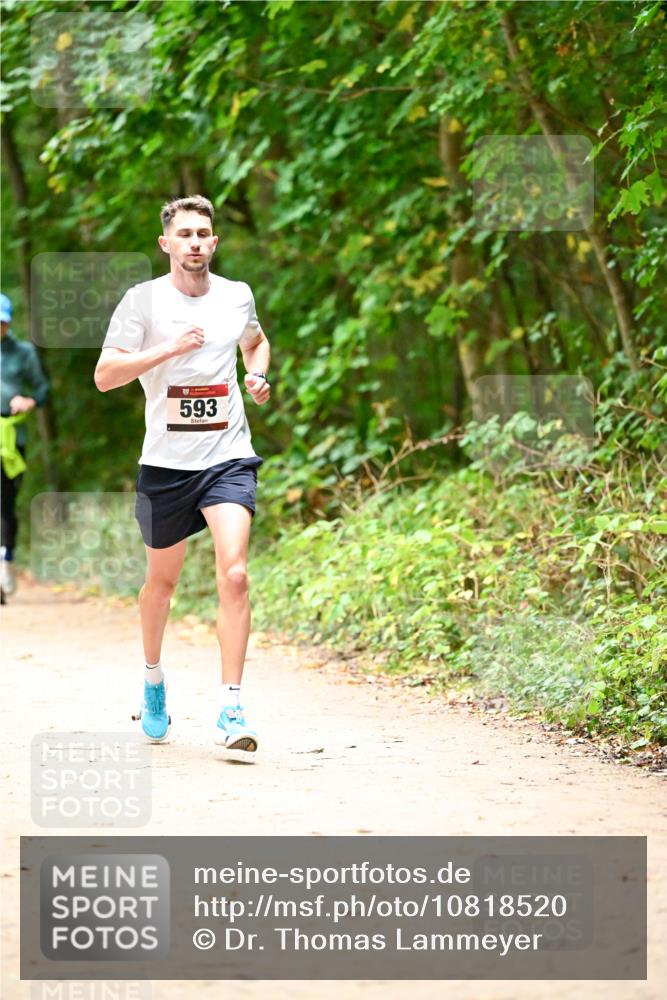 11.10.2026 - Bramfelder Halbmarathon 2026 Dr. Thomas Lammeyer http://msf.ph/oto/10818520 11.10.2026 10:05:41 Laufen 593 meine-sportfotos.de