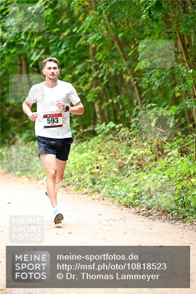11.10.2026 - Bramfelder Halbmarathon 2026 Dr. Thomas Lammeyer http://msf.ph/oto/10818523 11.10.2026 10:05:42 Laufen 593 meine-sportfotos.de