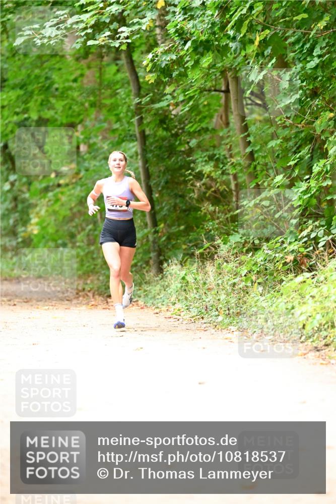 11.10.2026 - Bramfelder Halbmarathon 2026 Dr. Thomas Lammeyer http://msf.ph/oto/10818537 11.10.2026 10:05:48 Laufen  meine-sportfotos.de