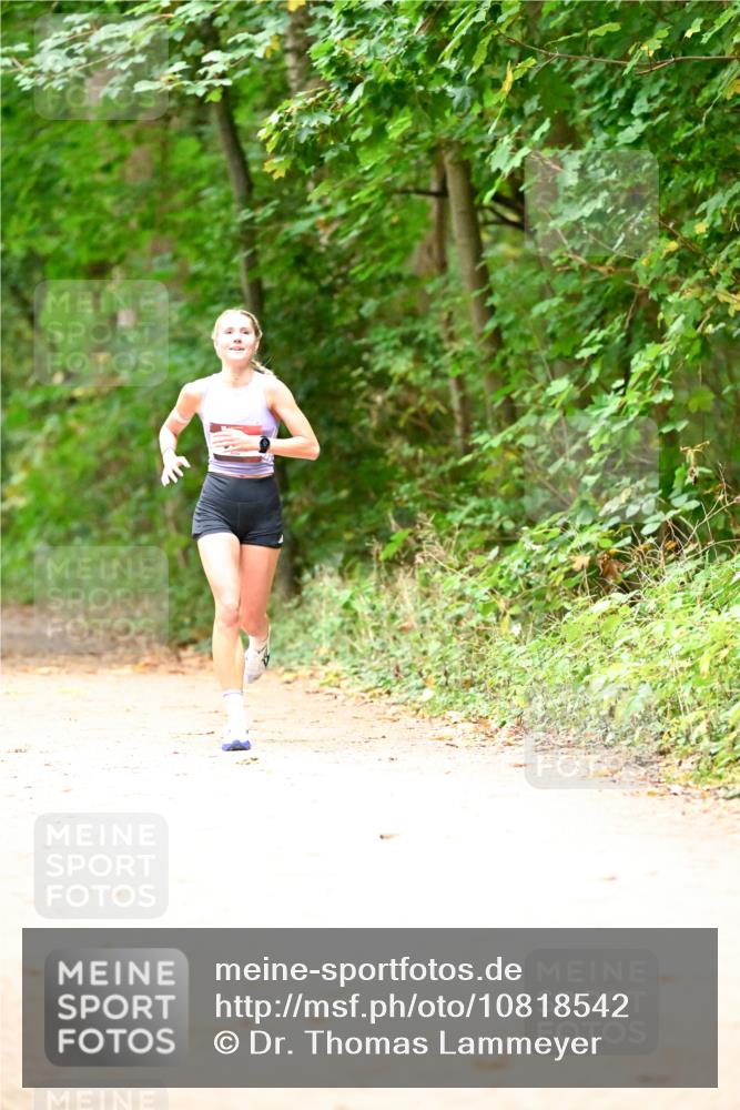 11.10.2026 - Bramfelder Halbmarathon 2026 Dr. Thomas Lammeyer http://msf.ph/oto/10818542 11.10.2026 10:05:49 Laufen  meine-sportfotos.de