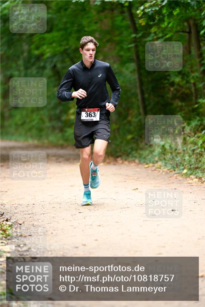 11.10.2026 - Bramfelder Halbmarathon 2026 Dr. Thomas Lammeyer http://msf.ph/oto/10818757 11.10.2026 10:09:05 Laufen 363 meine-sportfotos.de