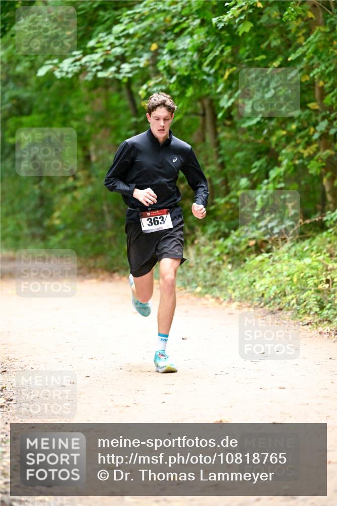 11.10.2026 - Bramfelder Halbmarathon 2026 Dr. Thomas Lammeyer http://msf.ph/oto/10818765 11.10.2026 10:09:06 Laufen 363 meine-sportfotos.de
