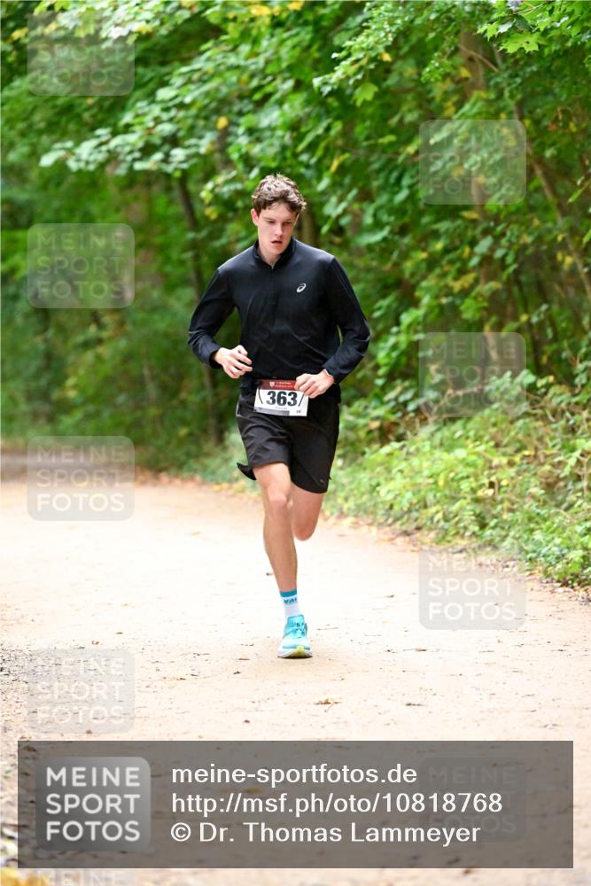 11.10.2026 - Bramfelder Halbmarathon 2026 Dr. Thomas Lammeyer http://msf.ph/oto/10818768 11.10.2026 10:09:07 Laufen 363 meine-sportfotos.de