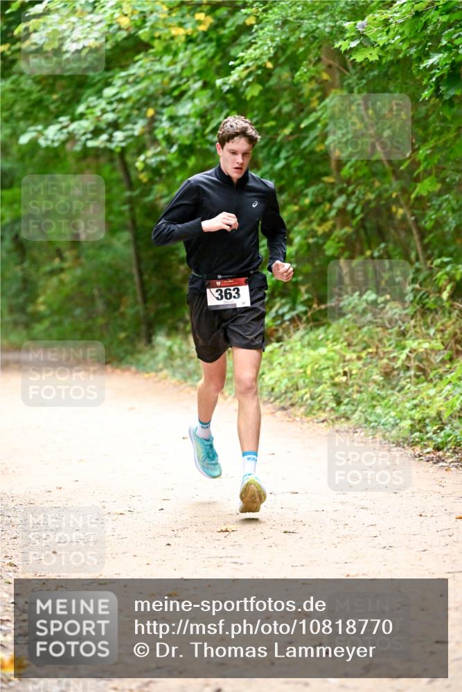 11.10.2026 - Bramfelder Halbmarathon 2026 Dr. Thomas Lammeyer http://msf.ph/oto/10818770 11.10.2026 10:09:07 Laufen 363 meine-sportfotos.de