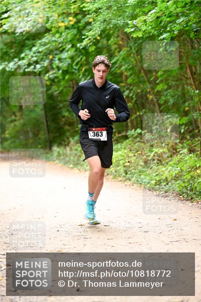 11.10.2026 - Bramfelder Halbmarathon 2026 Dr. Thomas Lammeyer http://msf.ph/oto/10818772 11.10.2026 10:09:07 Laufen 363 meine-sportfotos.de
