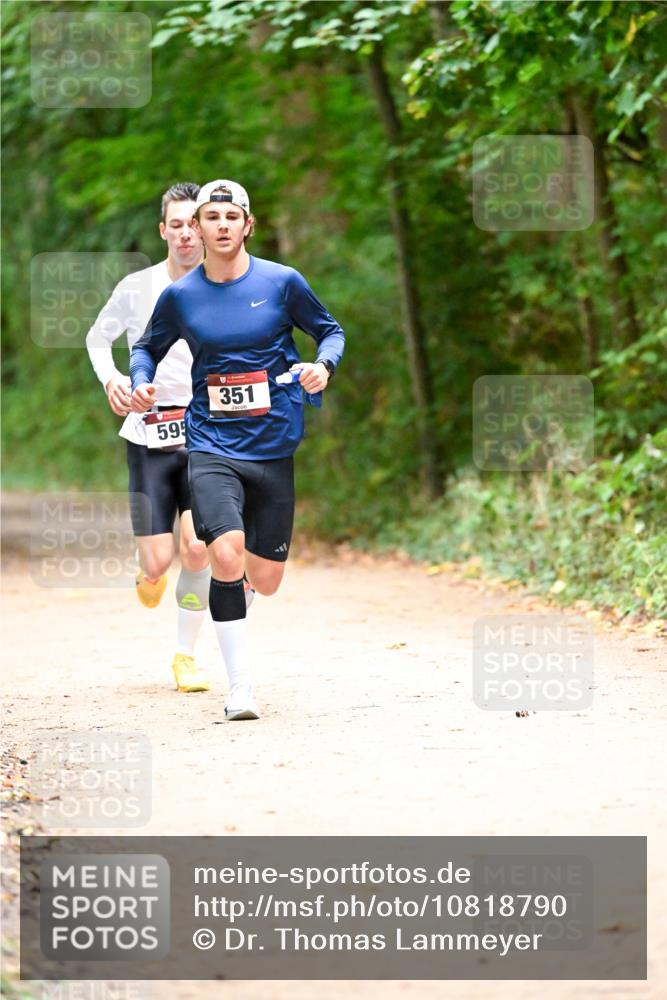 11.10.2026 - Bramfelder Halbmarathon 2026 Dr. Thomas Lammeyer http://msf.ph/oto/10818790 11.10.2026 10:09:16 Laufen 595, 351 meine-sportfotos.de