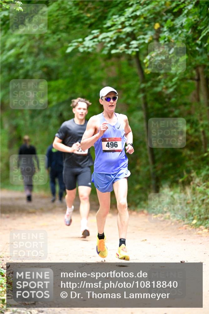 11.10.2026 - Bramfelder Halbmarathon 2026 Dr. Thomas Lammeyer http://msf.ph/oto/10818840 11.10.2026 10:09:45 Laufen 496 meine-sportfotos.de