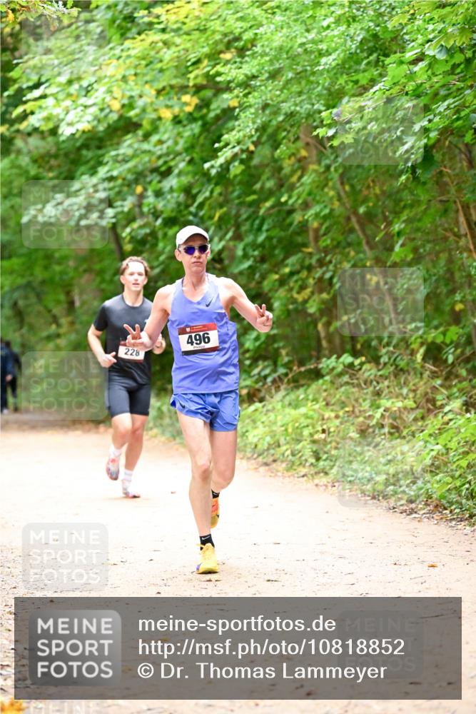 11.10.2026 - Bramfelder Halbmarathon 2026 Dr. Thomas Lammeyer http://msf.ph/oto/10818852 11.10.2026 10:09:47 Laufen 228, 496 meine-sportfotos.de