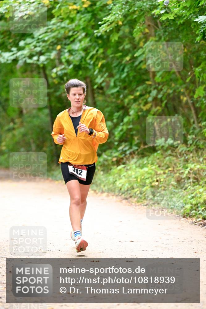 11.10.2026 - Bramfelder Halbmarathon 2026 Dr. Thomas Lammeyer http://msf.ph/oto/10818939 11.10.2026 10:10:32 Laufen 382 meine-sportfotos.de