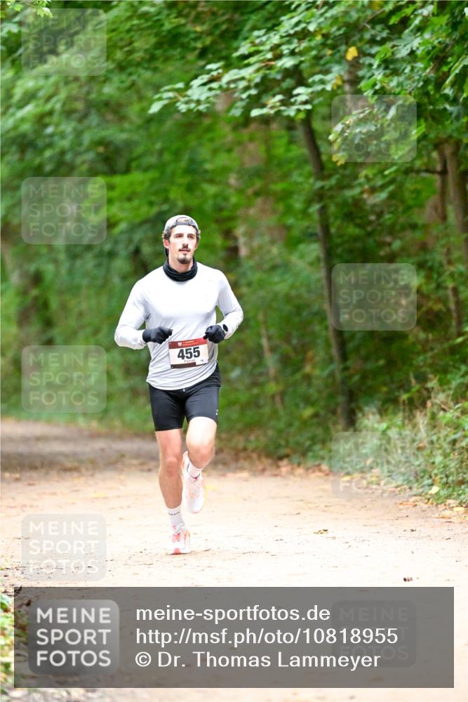11.10.2026 - Bramfelder Halbmarathon 2026 Dr. Thomas Lammeyer http://msf.ph/oto/10818955 11.10.2026 10:10:40 Laufen 455 meine-sportfotos.de