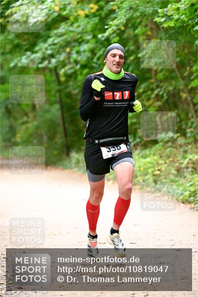 11.10.2026 - Bramfelder Halbmarathon 2026 Dr. Thomas Lammeyer http://msf.ph/oto/10819047 11.10.2026 10:11:14 Laufen 330, 267 meine-sportfotos.de