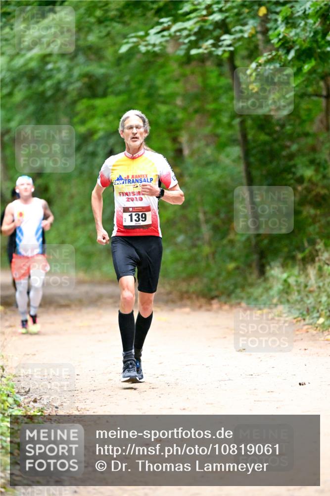 11.10.2026 - Bramfelder Halbmarathon 2026 Dr. Thomas Lammeyer http://msf.ph/oto/10819061 11.10.2026 10:11:19 Laufen 2010, 139 meine-sportfotos.de