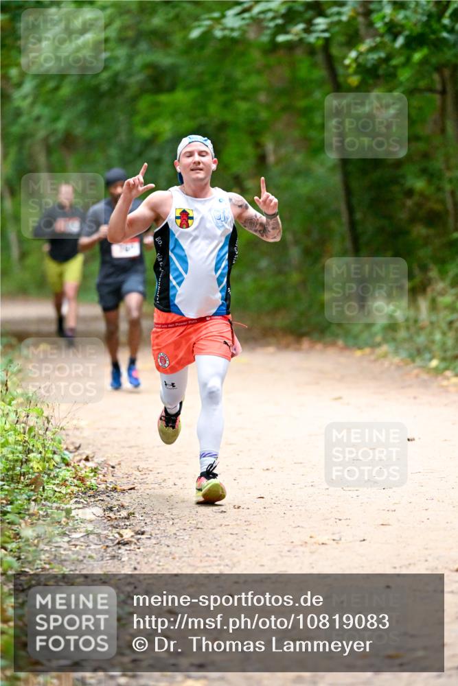 11.10.2026 - Bramfelder Halbmarathon 2026 Dr. Thomas Lammeyer http://msf.ph/oto/10819083 11.10.2026 10:11:22 Laufen  meine-sportfotos.de