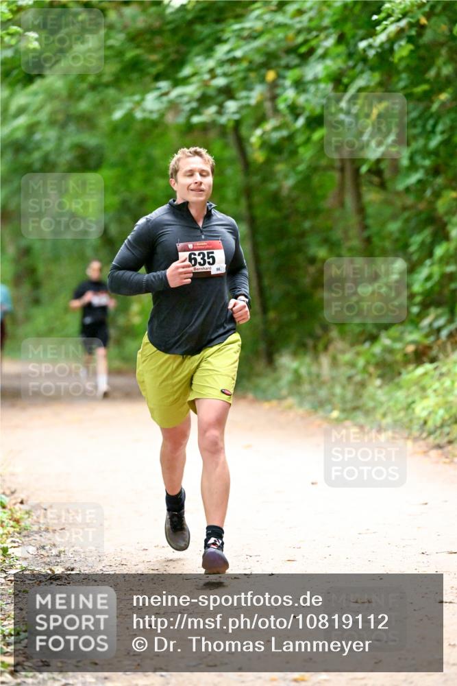 11.10.2026 - Bramfelder Halbmarathon 2026 Dr. Thomas Lammeyer http://msf.ph/oto/10819112 11.10.2026 10:11:28 Laufen 635, 98 meine-sportfotos.de