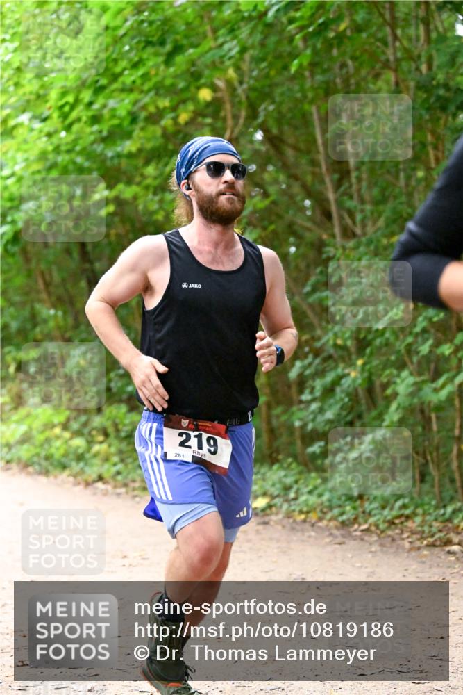 11.10.2026 - Bramfelder Halbmarathon 2026 Dr. Thomas Lammeyer http://msf.ph/oto/10819186 11.10.2026 10:12:05 Laufen 219, 281 meine-sportfotos.de