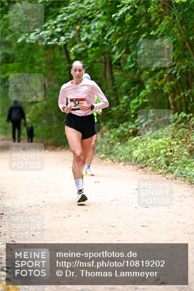 11.10.2026 - Bramfelder Halbmarathon 2026 Dr. Thomas Lammeyer http://msf.ph/oto/10819202 11.10.2026 10:12:26 Laufen 34 meine-sportfotos.de