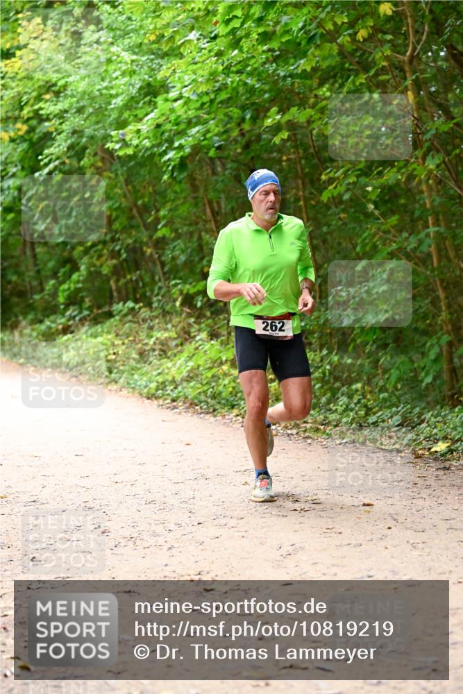 11.10.2026 - Bramfelder Halbmarathon 2026 Dr. Thomas Lammeyer http://msf.ph/oto/10819219 11.10.2026 10:12:29 Laufen 262 meine-sportfotos.de