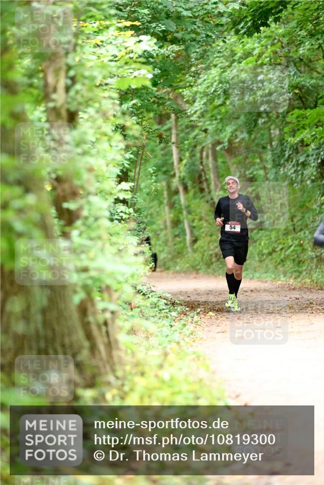 11.10.2026 - Bramfelder Halbmarathon 2026 Dr. Thomas Lammeyer http://msf.ph/oto/10819300 11.10.2026 10:13:10 Laufen 54 meine-sportfotos.de