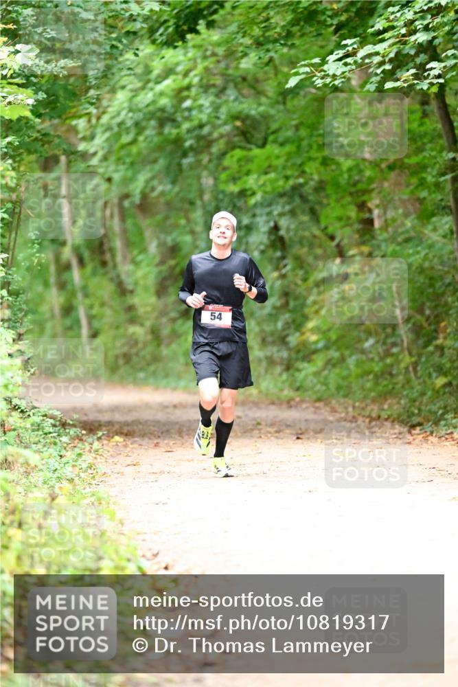11.10.2026 - Bramfelder Halbmarathon 2026 Dr. Thomas Lammeyer http://msf.ph/oto/10819317 11.10.2026 10:13:13 Laufen 54 meine-sportfotos.de