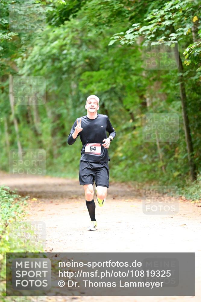 11.10.2026 - Bramfelder Halbmarathon 2026 Dr. Thomas Lammeyer http://msf.ph/oto/10819325 11.10.2026 10:13:14 Laufen 54 meine-sportfotos.de