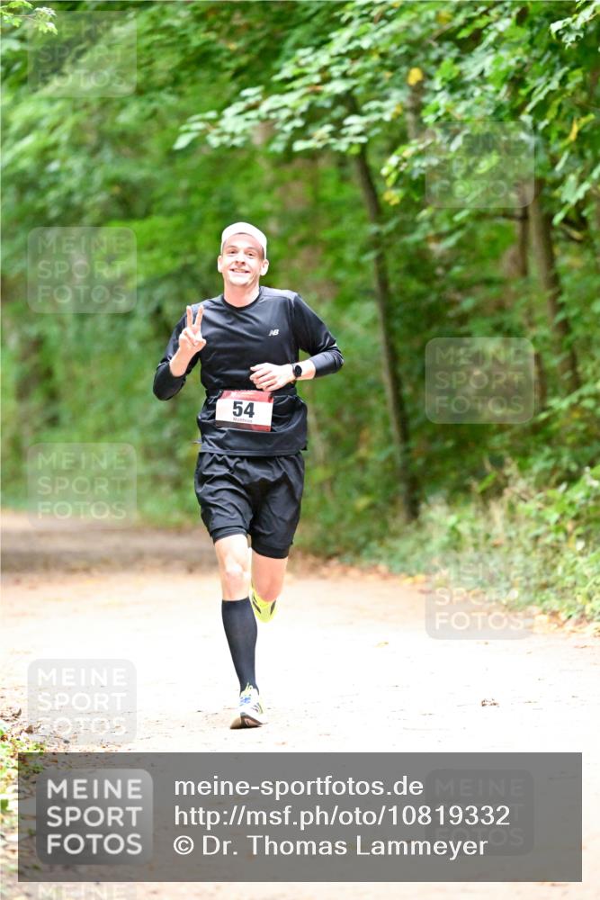 11.10.2026 - Bramfelder Halbmarathon 2026 Dr. Thomas Lammeyer http://msf.ph/oto/10819332 11.10.2026 10:13:15 Laufen 54, 54 meine-sportfotos.de