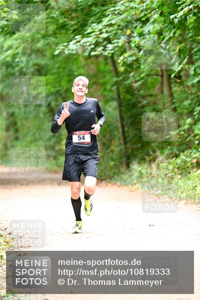 11.10.2026 - Bramfelder Halbmarathon 2026 Dr. Thomas Lammeyer http://msf.ph/oto/10819333 11.10.2026 10:13:15 Laufen 54 meine-sportfotos.de