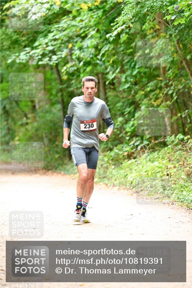 11.10.2026 - Bramfelder Halbmarathon 2026 Dr. Thomas Lammeyer http://msf.ph/oto/10819391 11.10.2026 10:13:37 Laufen 230 meine-sportfotos.de