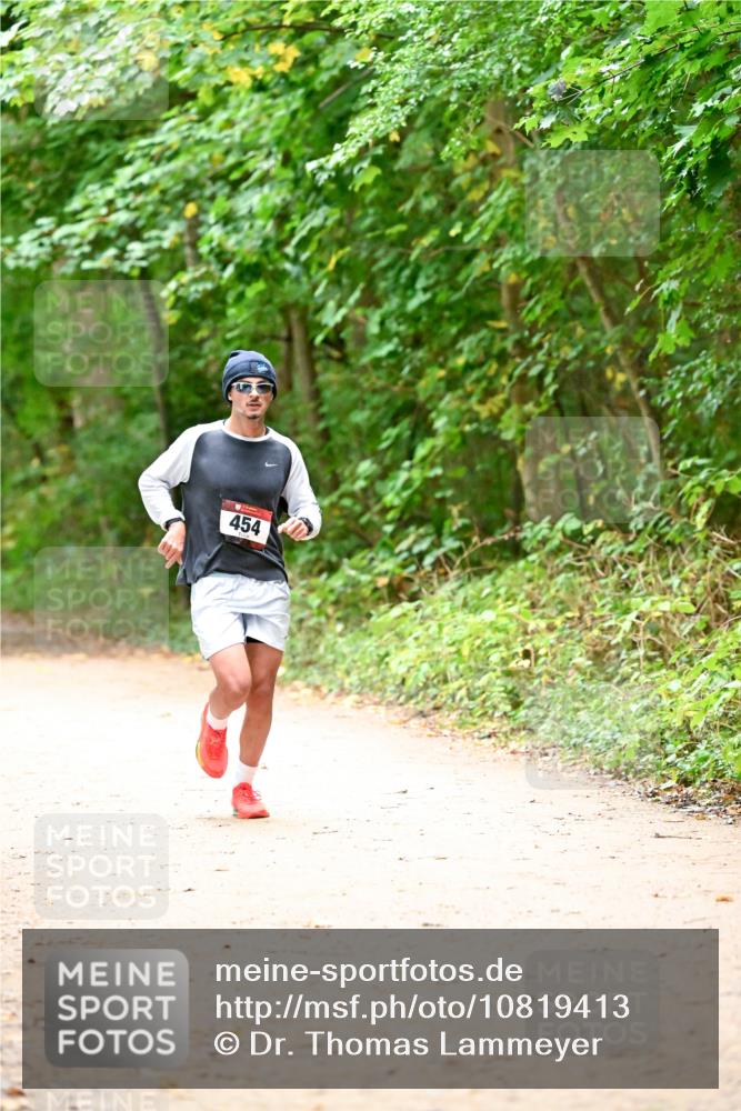 11.10.2026 - Bramfelder Halbmarathon 2026 Dr. Thomas Lammeyer http://msf.ph/oto/10819413 11.10.2026 10:13:41 Laufen 454 meine-sportfotos.de