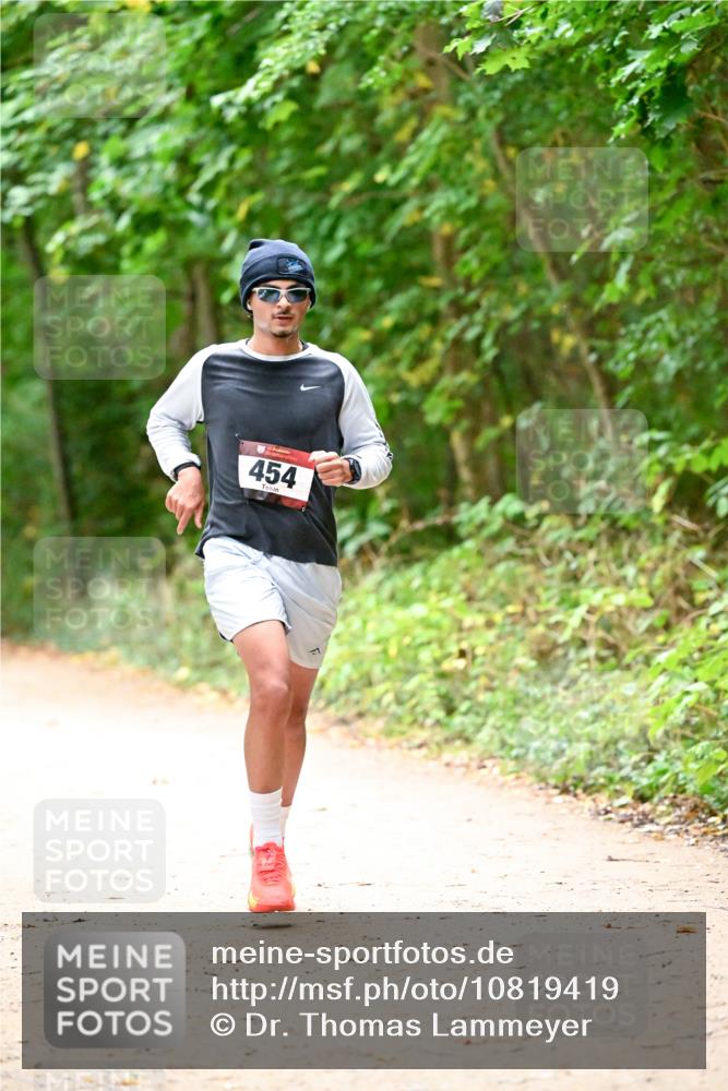 11.10.2026 - Bramfelder Halbmarathon 2026 Dr. Thomas Lammeyer http://msf.ph/oto/10819419 11.10.2026 10:13:42 Laufen 454 meine-sportfotos.de