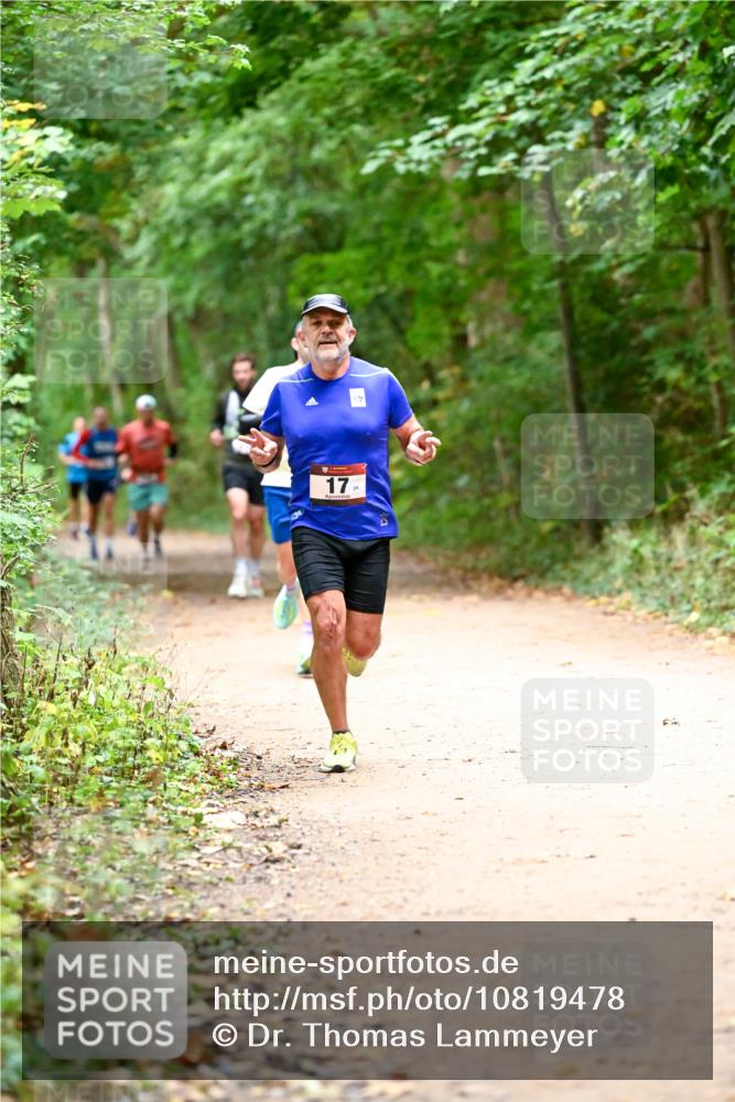 11.10.2026 - Bramfelder Halbmarathon 2026 Dr. Thomas Lammeyer http://msf.ph/oto/10819478 11.10.2026 10:13:54 Laufen 17, 24 meine-sportfotos.de