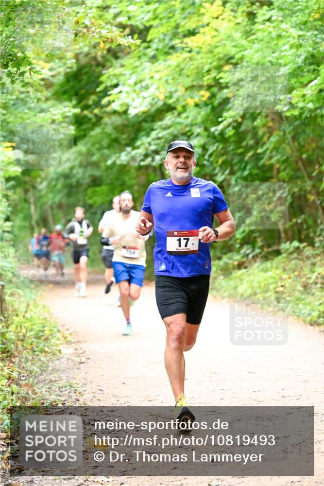 11.10.2026 - Bramfelder Halbmarathon 2026 Dr. Thomas Lammeyer http://msf.ph/oto/10819493 11.10.2026 10:13:56 Laufen 17, 24 meine-sportfotos.de