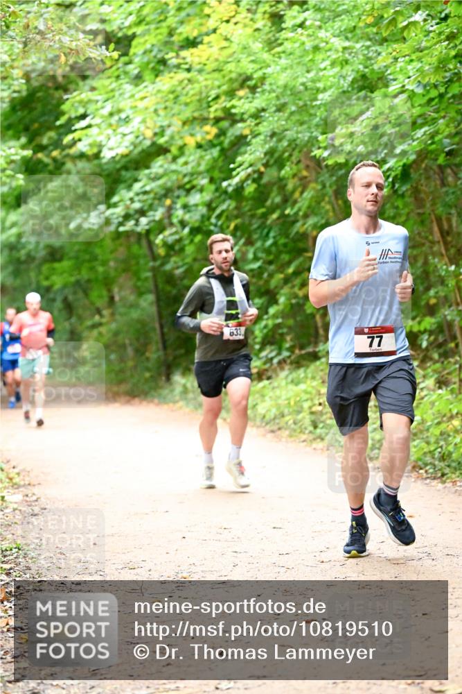 11.10.2026 - Bramfelder Halbmarathon 2026 Dr. Thomas Lammeyer http://msf.ph/oto/10819510 11.10.2026 10:14:00 Laufen 633, 77 meine-sportfotos.de