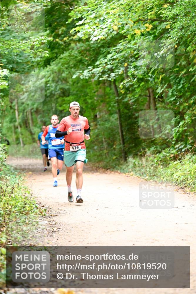 11.10.2026 - Bramfelder Halbmarathon 2026 Dr. Thomas Lammeyer http://msf.ph/oto/10819520 11.10.2026 10:14:02 Laufen 155, 576 meine-sportfotos.de
