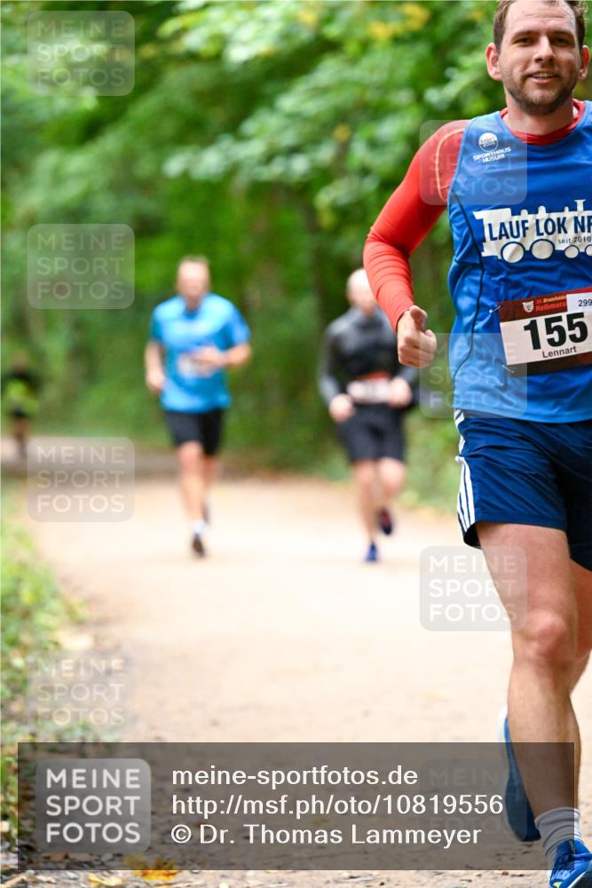 11.10.2026 - Bramfelder Halbmarathon 2026 Dr. Thomas Lammeyer http://msf.ph/oto/10819556 11.10.2026 10:14:07 Laufen 2000, 2010, 35, 299, 155 meine-sportfotos.de