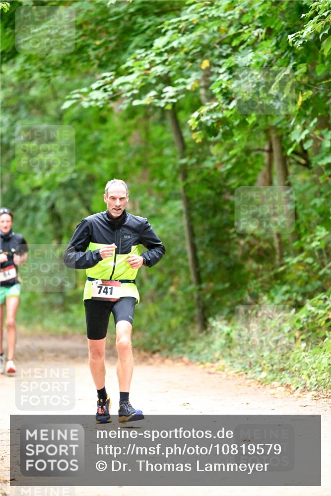 11.10.2026 - Bramfelder Halbmarathon 2026 Dr. Thomas Lammeyer http://msf.ph/oto/10819579 11.10.2026 10:14:16 Laufen 741 meine-sportfotos.de