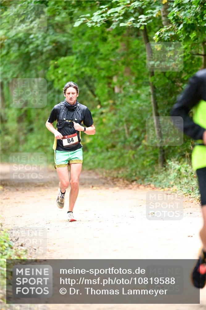 11.10.2026 - Bramfelder Halbmarathon 2026 Dr. Thomas Lammeyer http://msf.ph/oto/10819588 11.10.2026 10:14:18 Laufen 84 meine-sportfotos.de