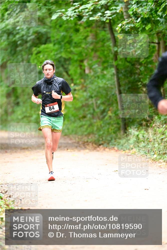 11.10.2026 - Bramfelder Halbmarathon 2026 Dr. Thomas Lammeyer http://msf.ph/oto/10819590 11.10.2026 10:14:18 Laufen 84 meine-sportfotos.de
