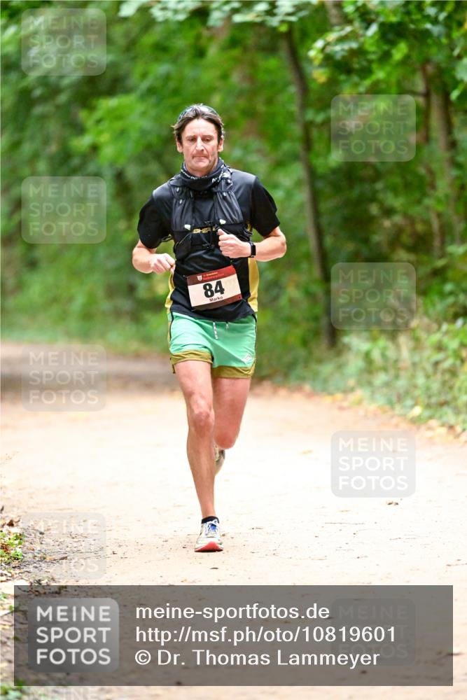 11.10.2026 - Bramfelder Halbmarathon 2026 Dr. Thomas Lammeyer http://msf.ph/oto/10819601 11.10.2026 10:14:20 Laufen 84 meine-sportfotos.de