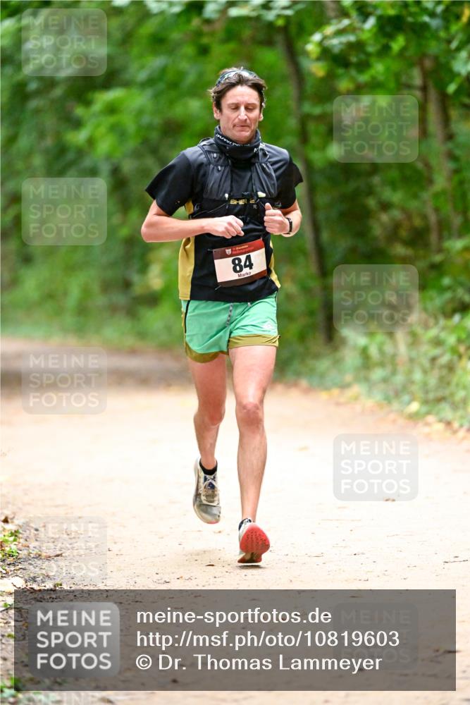 11.10.2026 - Bramfelder Halbmarathon 2026 Dr. Thomas Lammeyer http://msf.ph/oto/10819603 11.10.2026 10:14:20 Laufen 84 meine-sportfotos.de