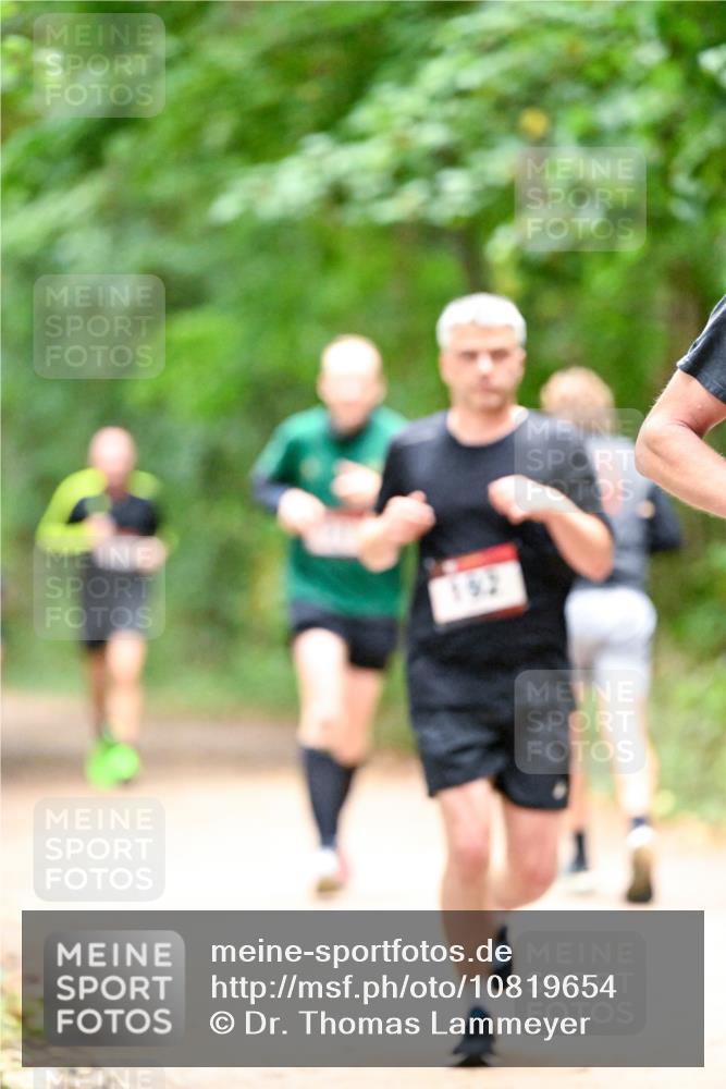 11.10.2026 - Bramfelder Halbmarathon 2026 Dr. Thomas Lammeyer http://msf.ph/oto/10819654 11.10.2026 10:14:33 Laufen 163 meine-sportfotos.de