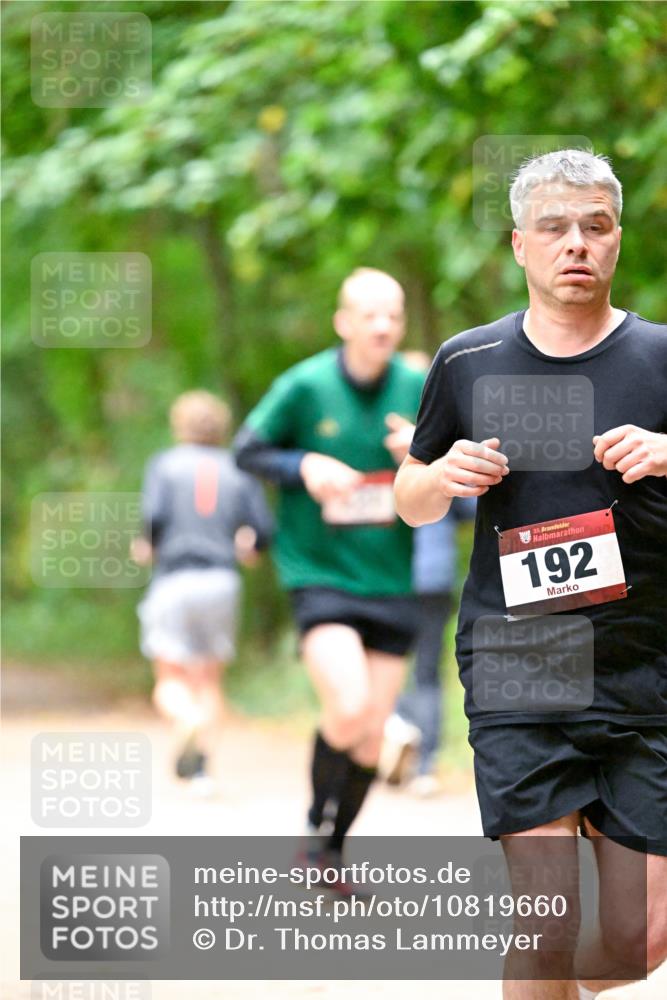 11.10.2026 - Bramfelder Halbmarathon 2026 Dr. Thomas Lammeyer http://msf.ph/oto/10819660 11.10.2026 10:14:35 Laufen 35, 192 meine-sportfotos.de