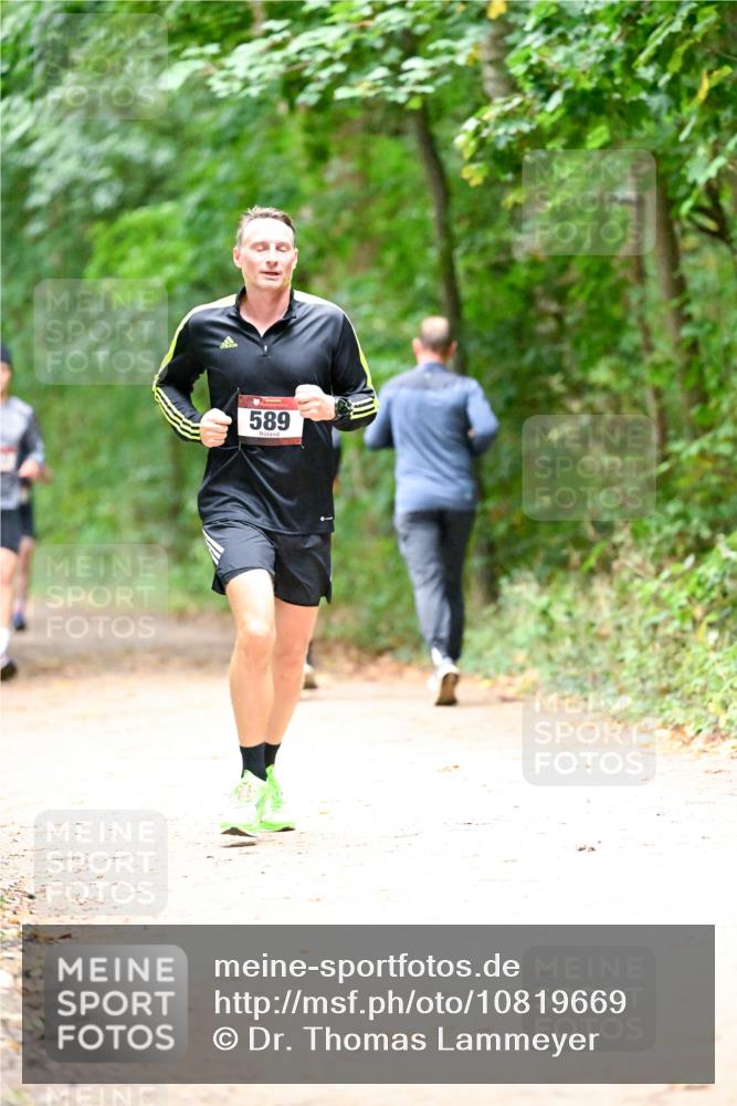 11.10.2026 - Bramfelder Halbmarathon 2026 Dr. Thomas Lammeyer http://msf.ph/oto/10819669 11.10.2026 10:14:37 Laufen 589 meine-sportfotos.de