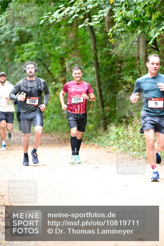 11.10.2026 - Bramfelder Halbmarathon 2026 Dr. Thomas Lammeyer http://msf.ph/oto/10819711 11.10.2026 10:14:45 Laufen 102, 101, 9 meine-sportfotos.de