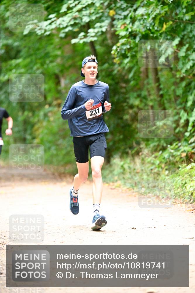 11.10.2026 - Bramfelder Halbmarathon 2026 Dr. Thomas Lammeyer http://msf.ph/oto/10819741 11.10.2026 10:14:54 Laufen 231 meine-sportfotos.de