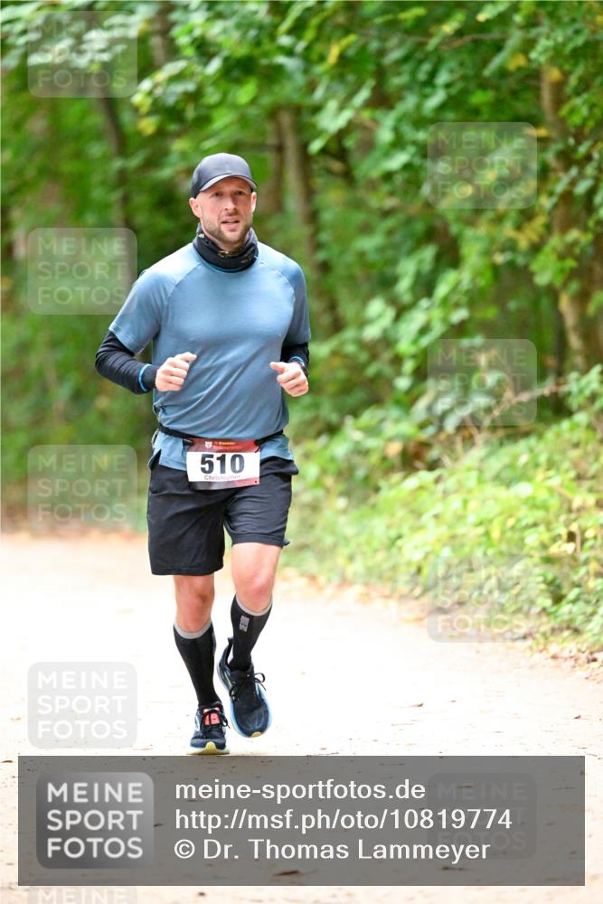 11.10.2026 - Bramfelder Halbmarathon 2026 Dr. Thomas Lammeyer http://msf.ph/oto/10819774 11.10.2026 10:15:10 Laufen 510 meine-sportfotos.de