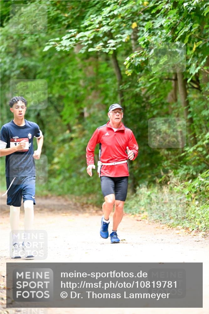 11.10.2026 - Bramfelder Halbmarathon 2026 Dr. Thomas Lammeyer http://msf.ph/oto/10819781 11.10.2026 10:15:58 Laufen  meine-sportfotos.de