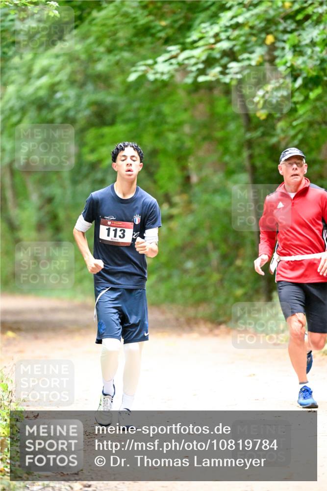 11.10.2026 - Bramfelder Halbmarathon 2026 Dr. Thomas Lammeyer http://msf.ph/oto/10819784 11.10.2026 10:15:59 Laufen 113 meine-sportfotos.de