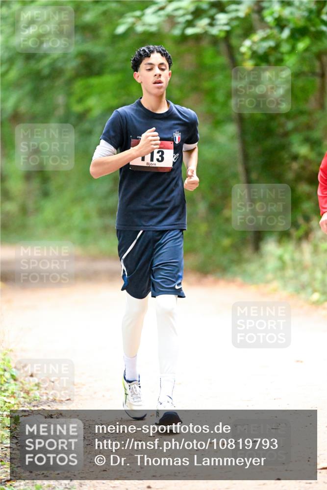 11.10.2026 - Bramfelder Halbmarathon 2026 Dr. Thomas Lammeyer http://msf.ph/oto/10819793 11.10.2026 10:16:00 Laufen 13 meine-sportfotos.de